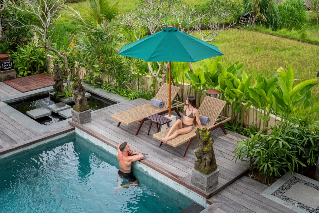 Main Pool Lifestyle