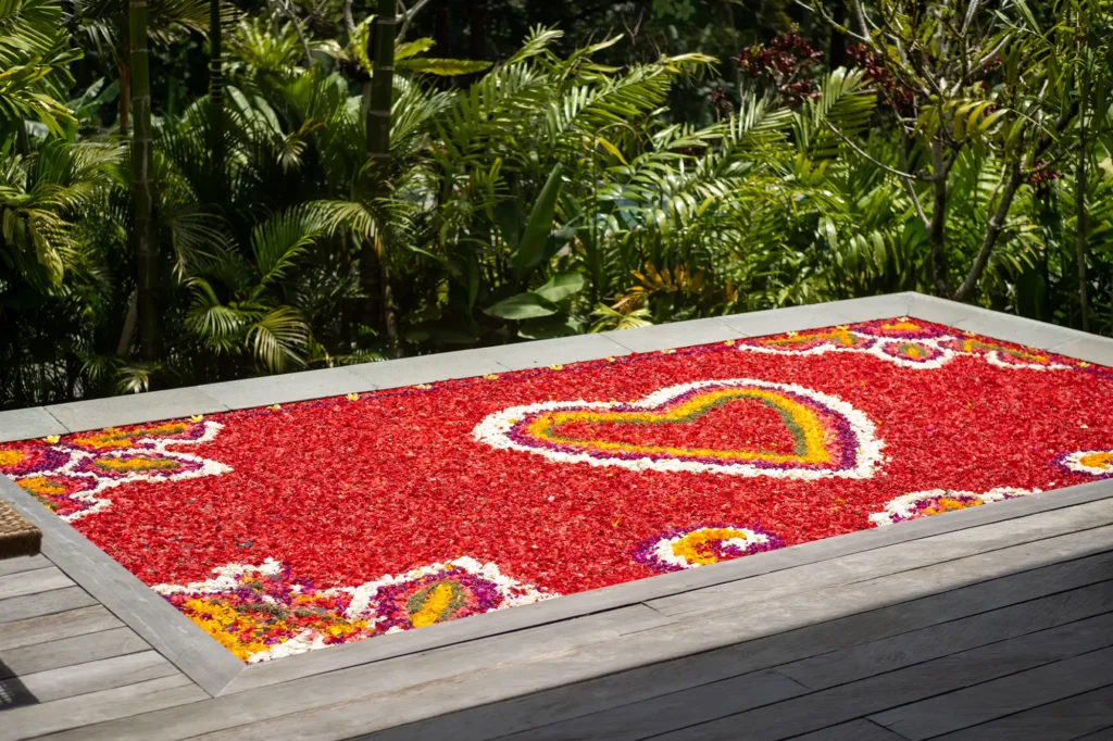 Romantic flower pool decor