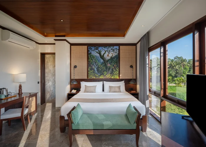 Grand Deluxe Room