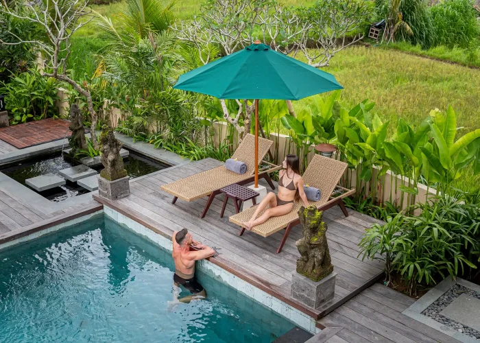 Main Pool Lifestyle