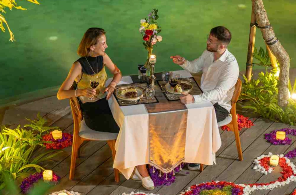 Romantic Dinner Emana Akatara