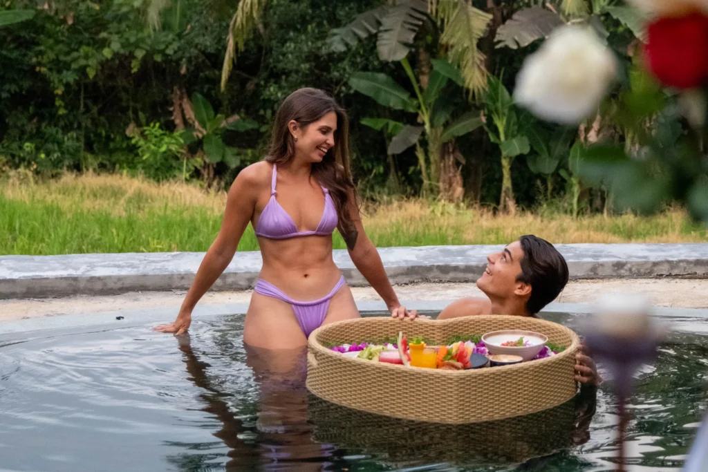 Floating Breakfast Bambooscape