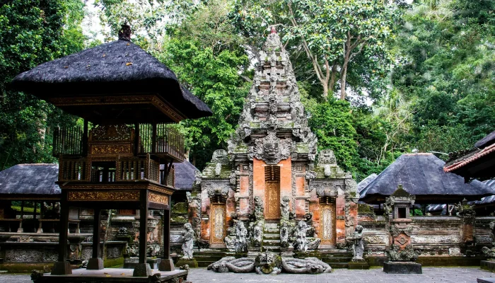 Sacred-Monkey-Forrest